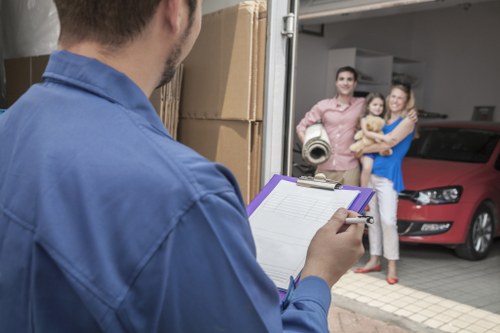 Residential moving truck support for a Balham property